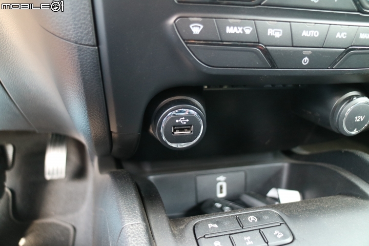 不管是柏油路或是石頭路,只要有FORD RANGER 就都是好路
