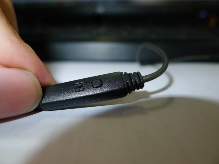 ROCCAT SCORE電競耳機,不論高低音都難不倒!
