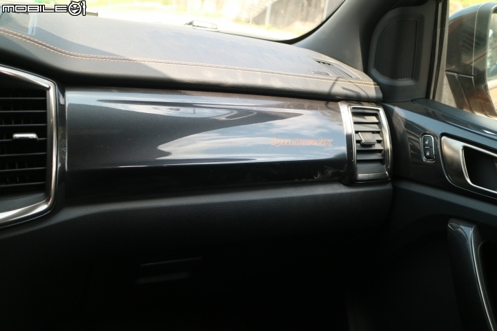 不管是柏油路或是石頭路,只要有FORD RANGER 就都是好路