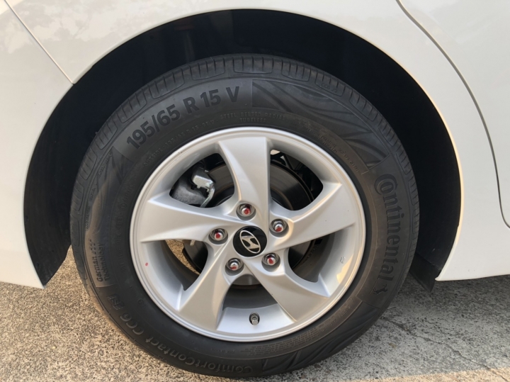 有比較才知差異,Super Elantra 試用 Continental 德國馬牌輪胎 ComfortContact CC6 心得分享!