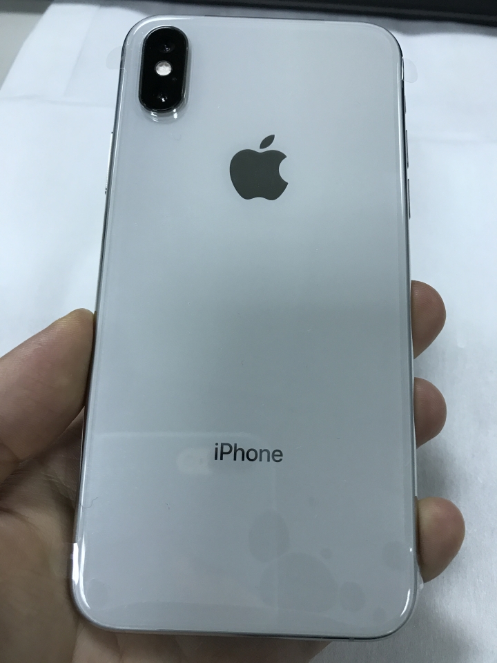iPhone XS 256G銀色 簡易開箱體驗分享