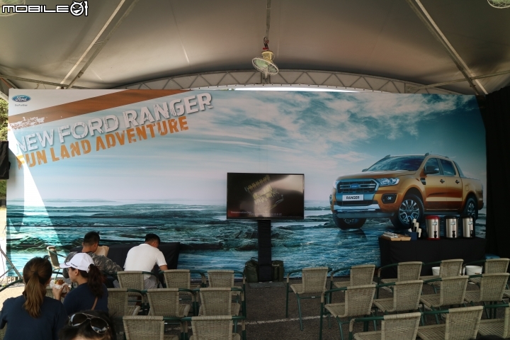 不管是柏油路或是石頭路,只要有FORD RANGER 就都是好路