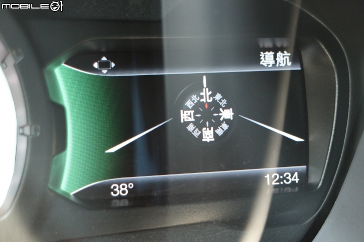 不管是柏油路或是石頭路,只要有FORD RANGER 就都是好路