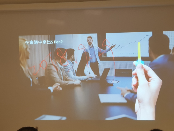 旗艦神機Samsung Galaxy Note9:S Pen遠端遙控、拍照升級