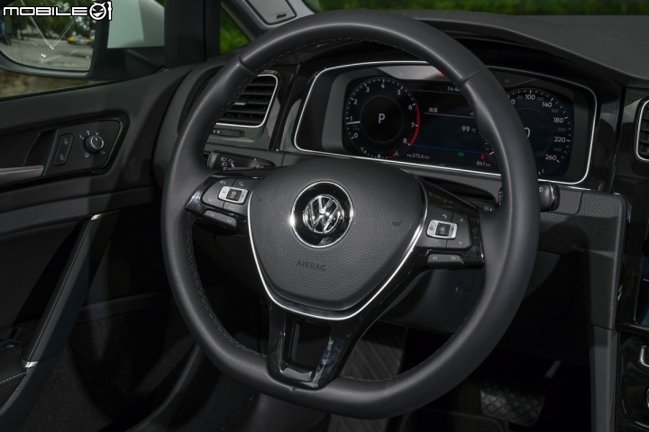 進口中型掀背車誰與爭鋒!Auris/Mazda3/Golf/Ioniq集體評比與330公里油耗實測