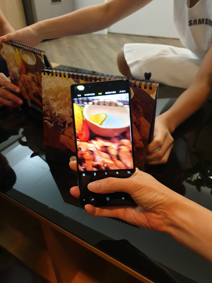 旗艦神機Samsung Galaxy Note9:S Pen遠端遙控、拍照升級