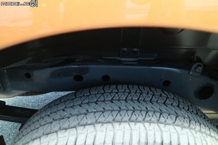 不管是柏油路或是石頭路,只要有FORD RANGER 就都是好路