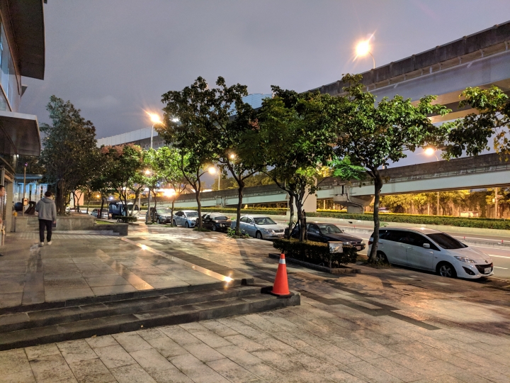 Mate 20 pro(黑)入手,來試試夜間拍攝
