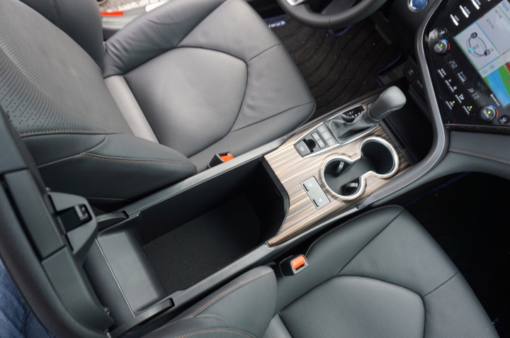 Toyota All New CAMRY Hybrid版試駕初體驗~