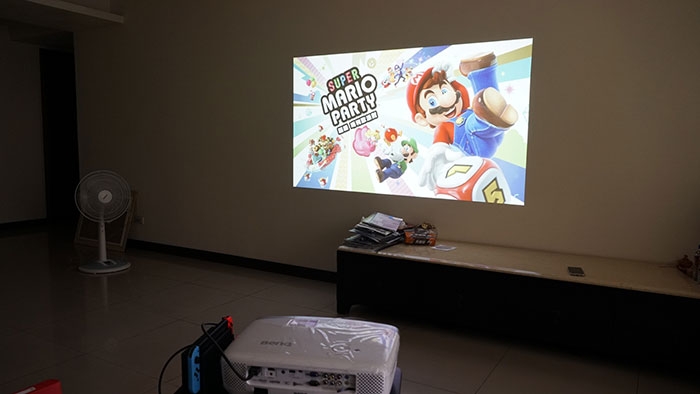 Benq W1120 + Nintendo Switch派對輕鬆辦起來