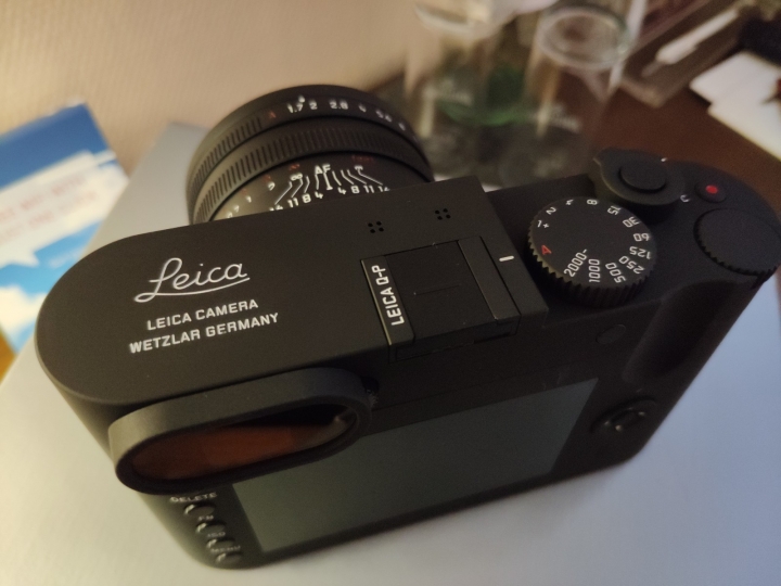 Leica Q-P奇遇記(微開箱)