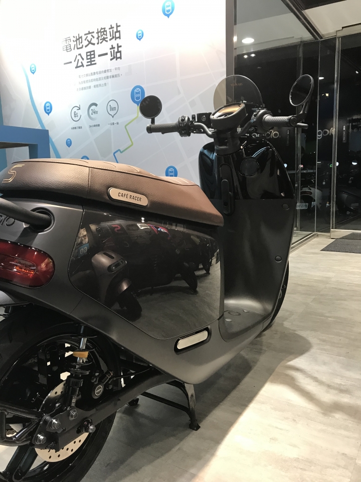 Gogoro S2 Café Racer交車之落地改!(圖多慎入)