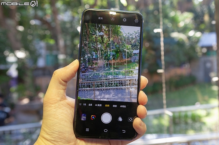 水滴瀏海、2,500萬前鏡免萬元!vivoV11 / V11i登場,售價9,990元起