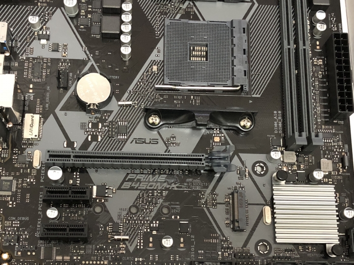 AMD&INTEL雙平台測試Ryzen 7 2700 vs i7-8700~兩個都很好怎麼辦~好難抉擇啊