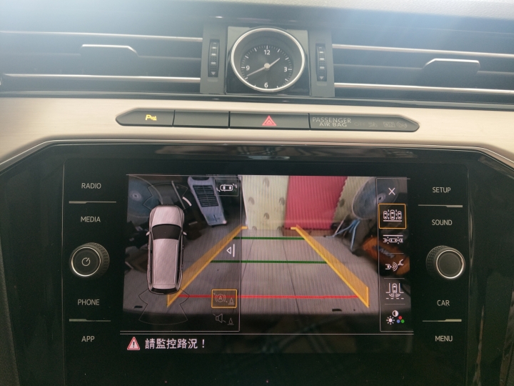 台南帥哥 passat 旅行風 變身