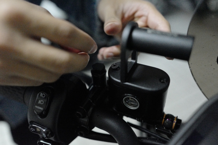 Gogoro S2 Café Racer交車之落地改!(圖多慎入)