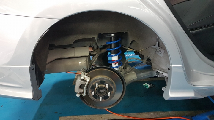 Altis 改避震器一定會不舒適嗎? KYB 白桶