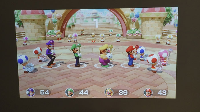 Benq W1120 + Nintendo Switch派對輕鬆辦起來