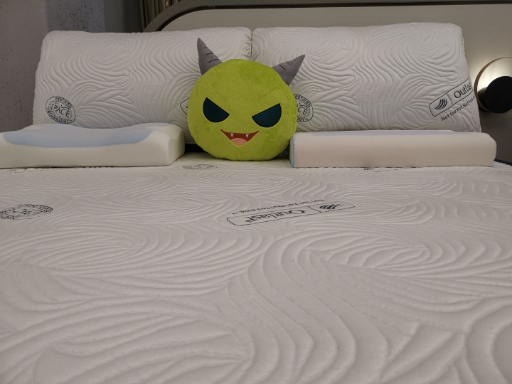 讓睡眠小天使(Katherine-凱薩琳)帶你了解床的世界:科技助眠床墊Angelbed與舒曼波
