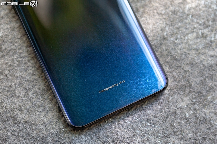 水滴瀏海、2,500萬前鏡免萬元!vivoV11 / V11i登場,售價9,990元起