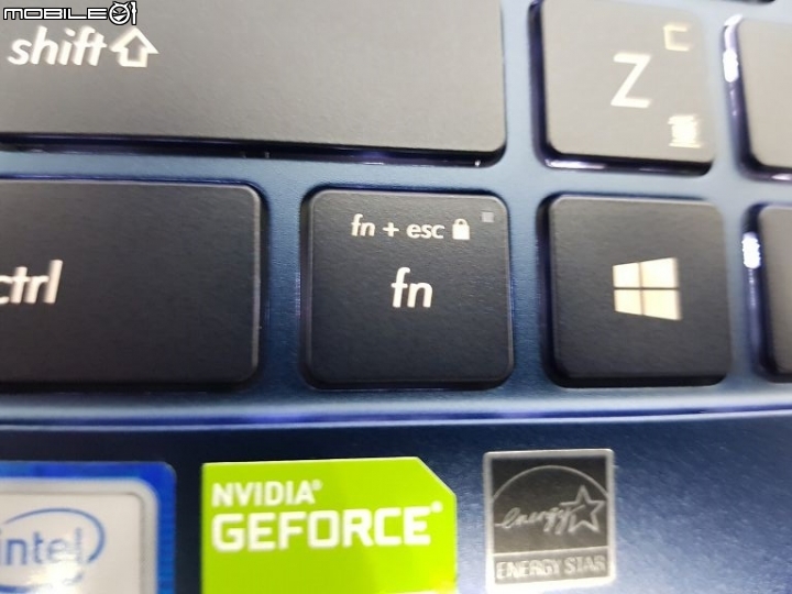 小機身也不用犧牲數字九宮格的 Zenbook 14 UX433新機開箱