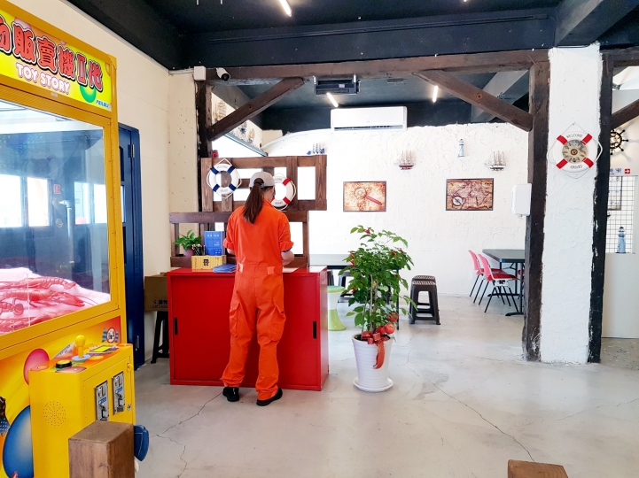 【台南海鮮餐廳】貨櫃碼頭 龍蝦海鮮主題餐廳|完整複製海港場景|天然甘甜神級海鮮|蝦中精品波士頓龍蝦|