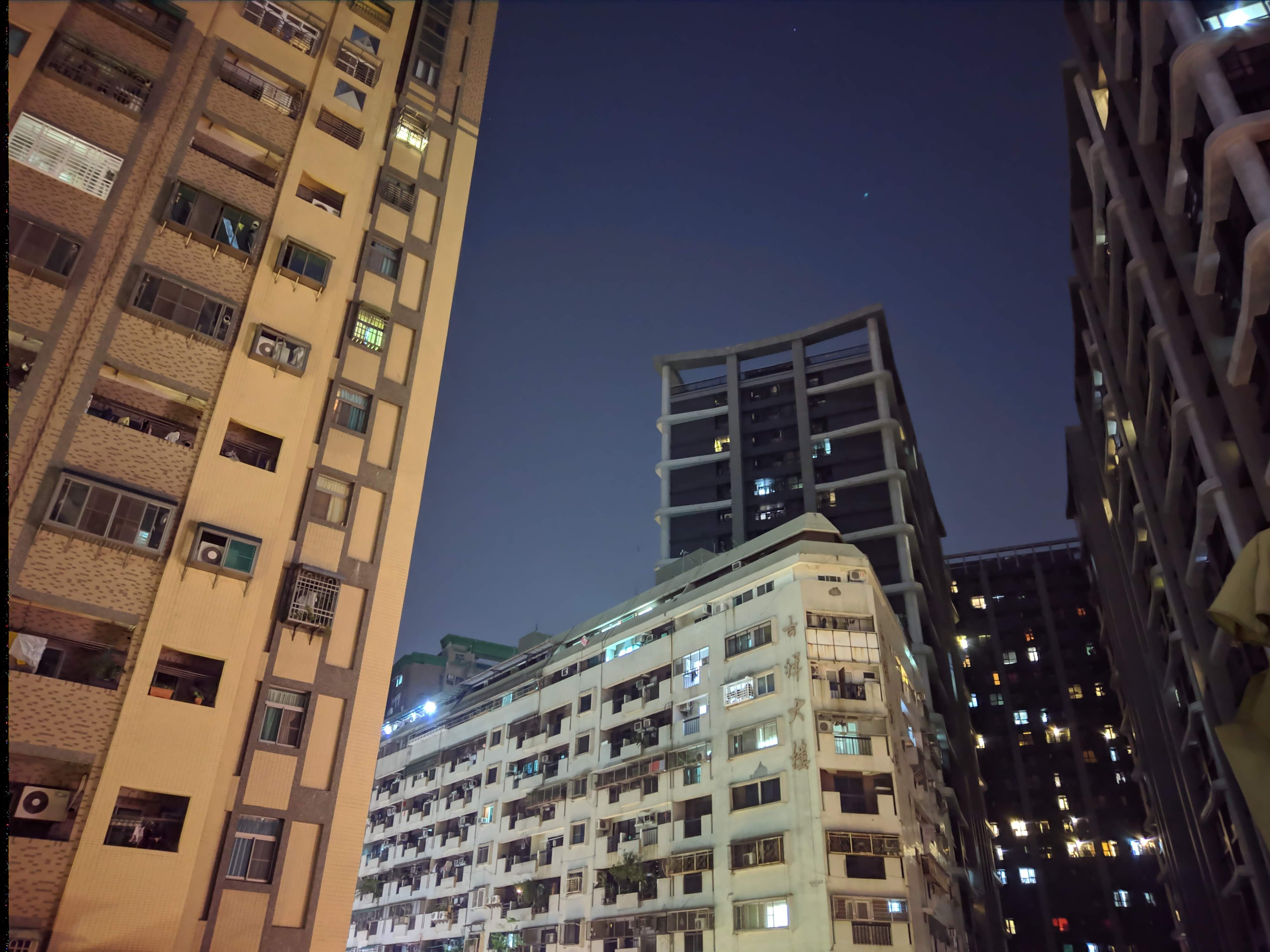 HTC 10 也可用 Night sight !