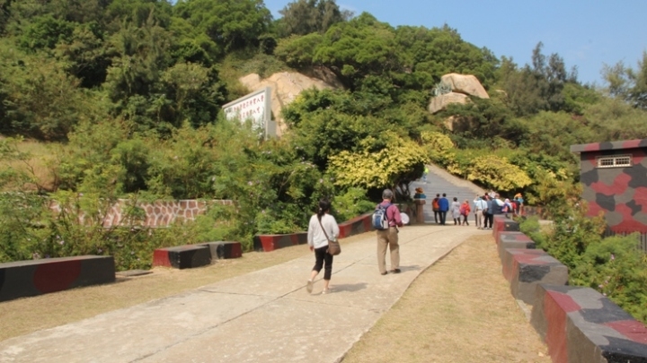 騎 向 英 雄 ( 金 門 ) 島 ， 大 膽 島 秘 境 遊