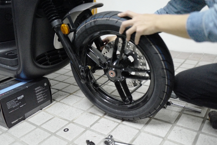 Gogoro S2 Café Racer交車之落地改!(圖多慎入)
