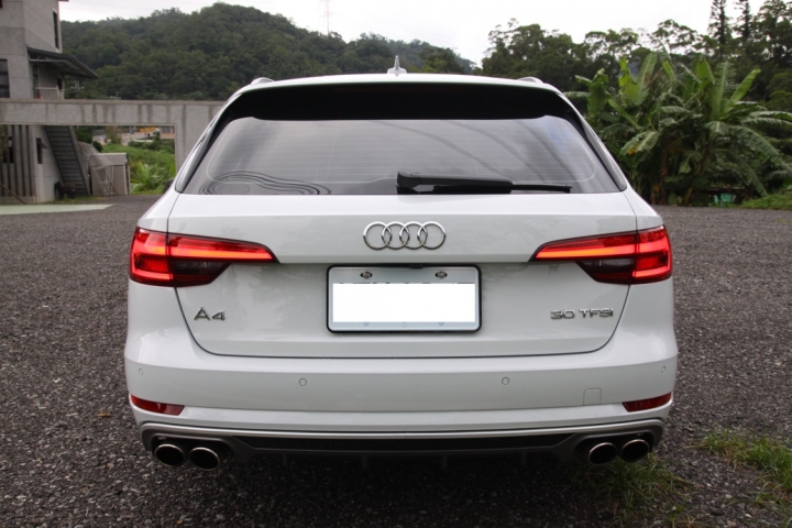 我的愛車再進化:A4 Avant 30TFSI上LED頭燈 外加自助洗車DIY