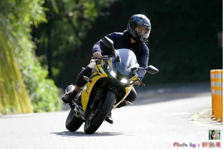 第一次騎檔車 Yamaha R15 v3 (圖、影片)