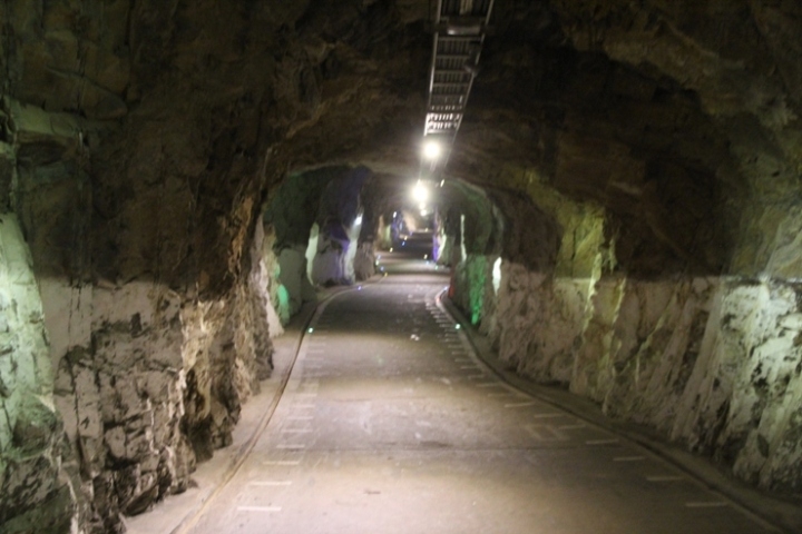 騎 向 英 雄 ( 金 門 ) 島 ， 大 膽 島 秘 境 遊