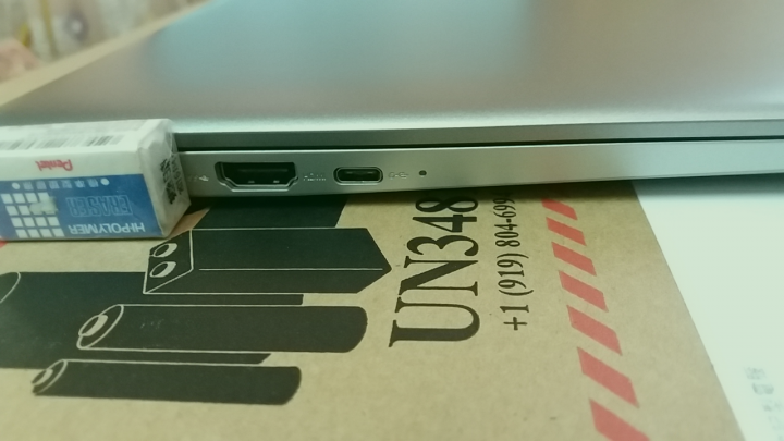 IdeaPad S130-14IGM 輕薄文書機