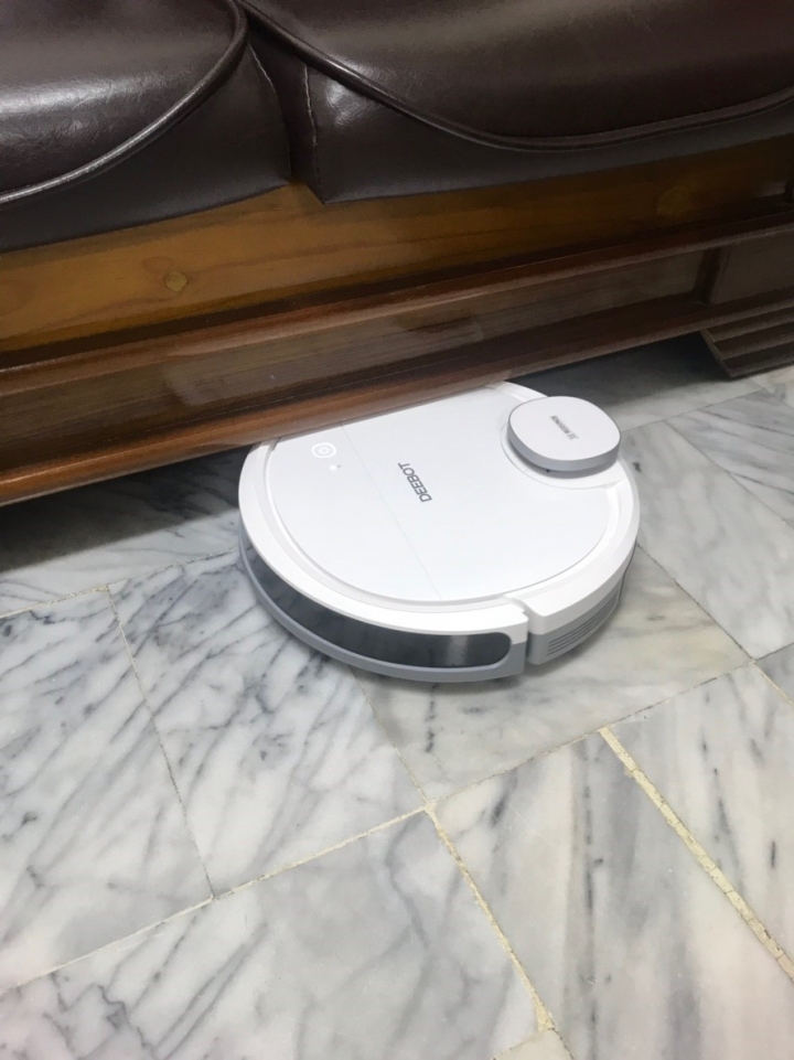 ECOVACS OZMO 9及二代小米掃地機器人專業評比