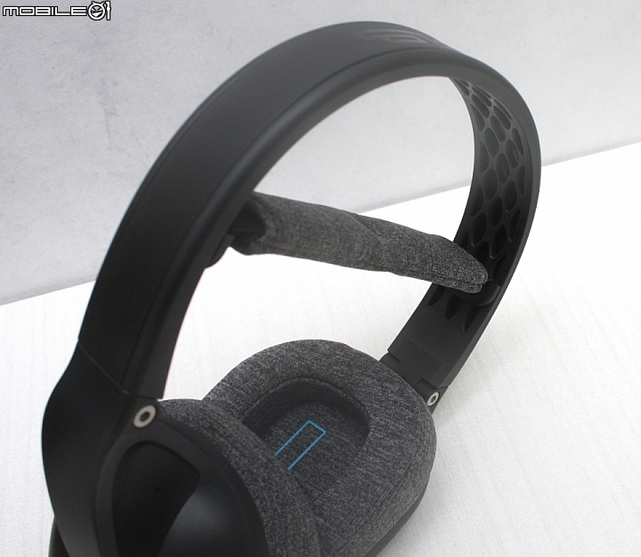 全球第一款可以丟洗機水洗耳機 - JLab Flex Sport 耳罩式藍牙耳機
