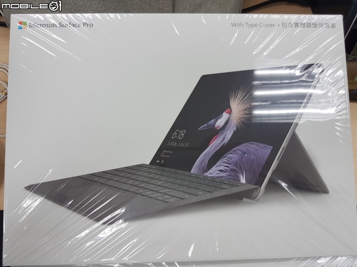 簡單開箱surface pro 6 鍵盤主機同捆包,補充type-c 轉接頭