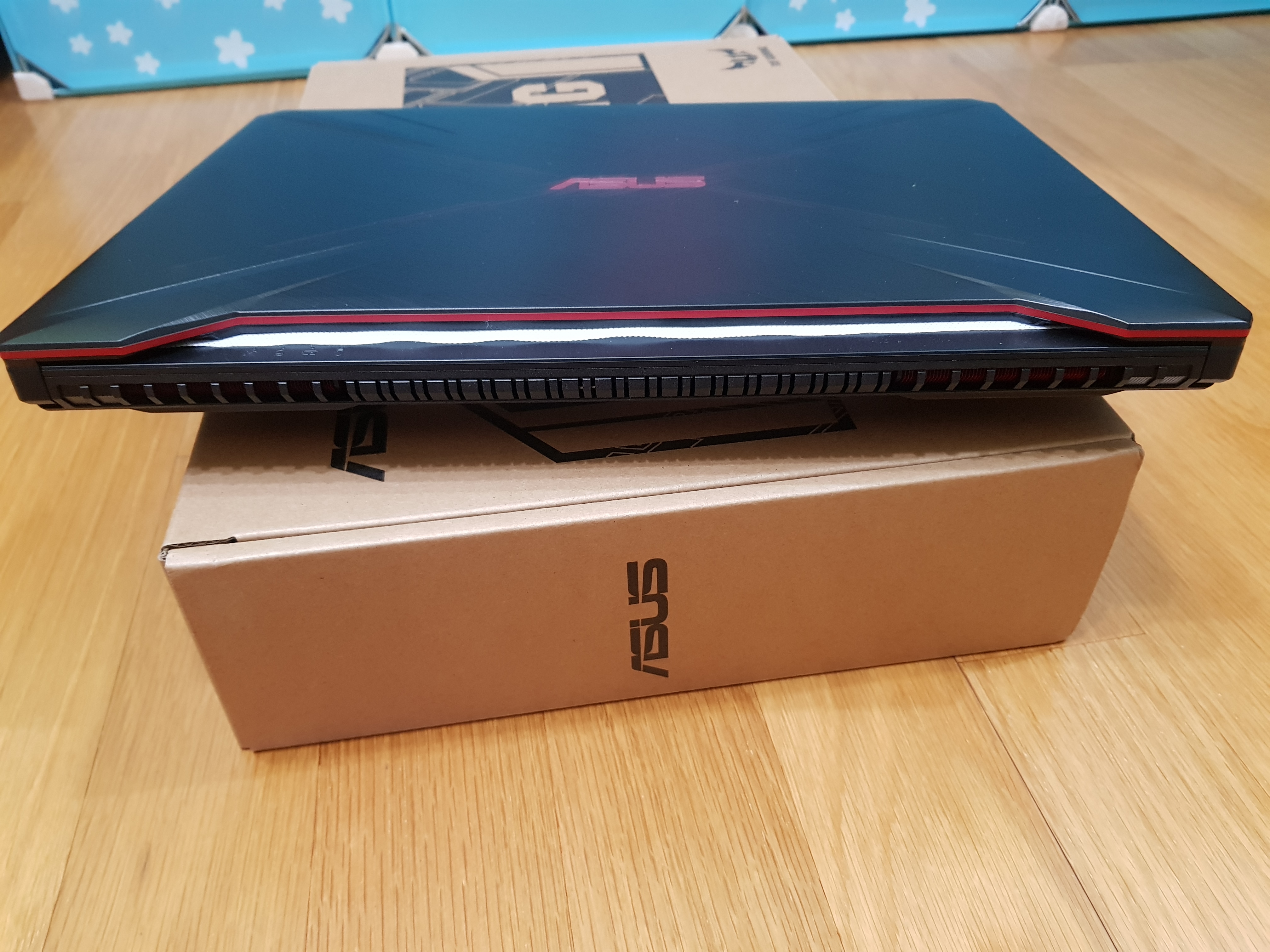 【小宅開箱】【閒聊】ASUS TUF Gaming FX505GD八代薄邊框雙碟電競 新增遊戲影片