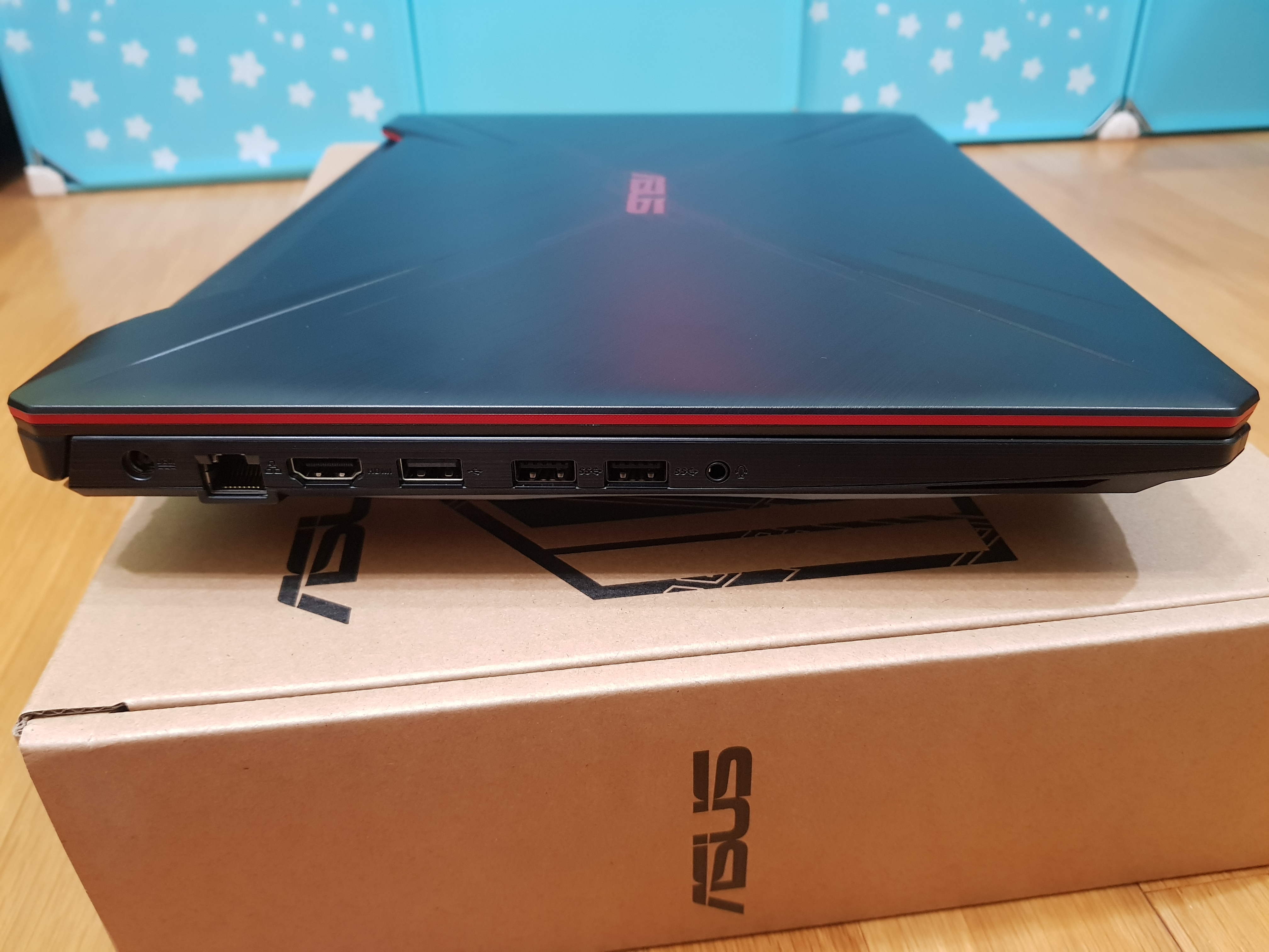 【小宅開箱】【閒聊】ASUS TUF Gaming FX505GD八代薄邊框雙碟電競 新增遊戲影片