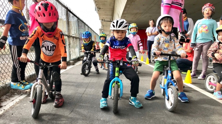 安安爸的拖車日記-親子夢想輪動場趣味競賽