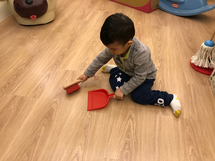 假禮物 真打掃之Melissa & Doug幼兒掃地清潔工具組