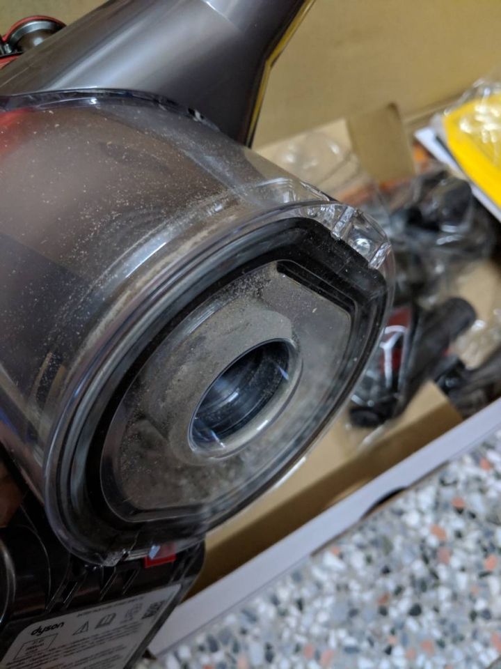 美亞黑五衝了Dyson V8 Absolute