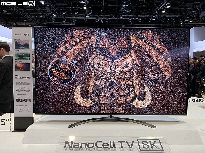 LG 發表全球首款可捲式 OLED 電視 與搭載第二代 α9 處理器電視系列新品