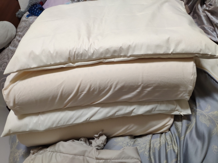小米有品枕頭、晒衣架開箱
