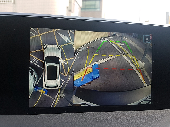 Lexus UX250h 跨越心理界線的小休旅(新手開箱分享)