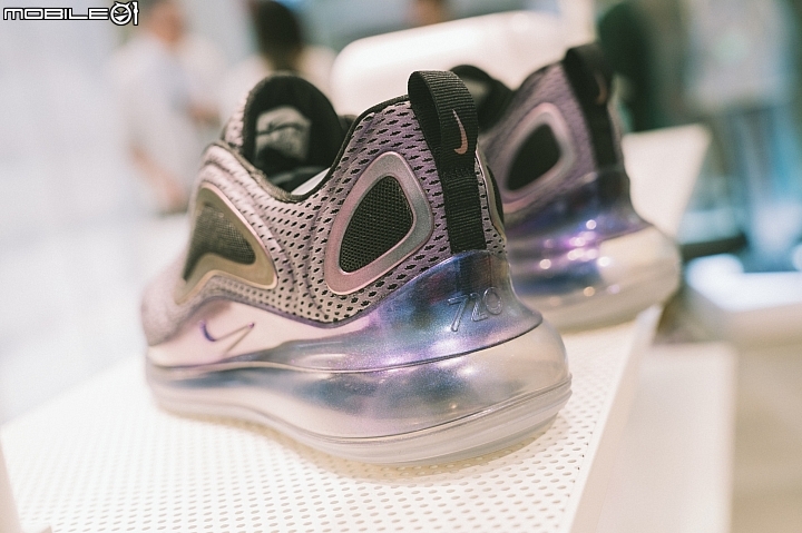 Air Max 720搶先開售  NIKE KICKS LOUNGE X 信義 A11隆重開幕