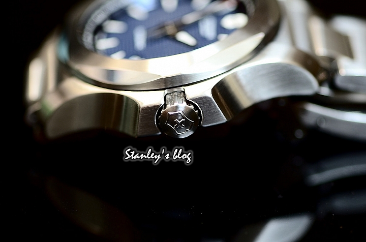 Victorinox I.N.O.X Mechanical 機械錶分享
