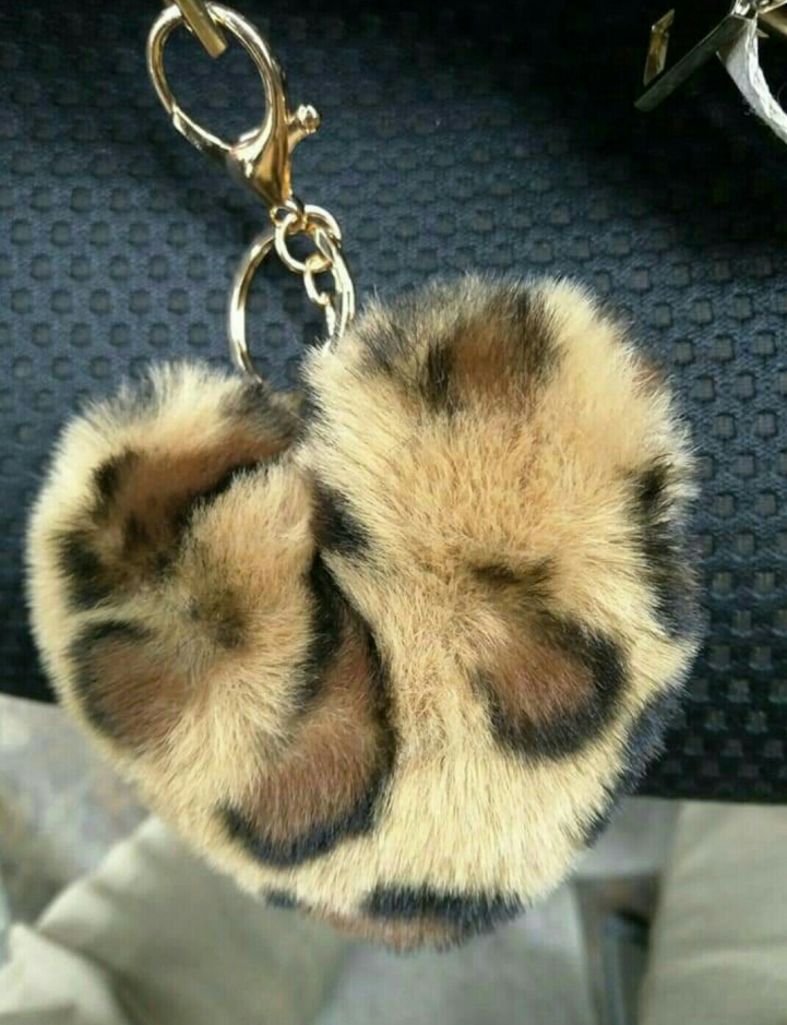 麥當勞公園店,元旦後背包遭竊,請求協尋