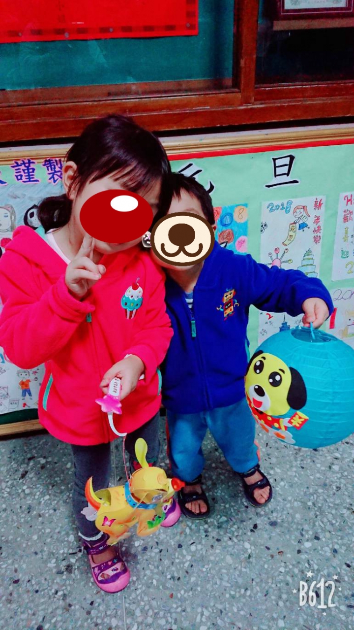 用小朋友照片來印2019月曆~