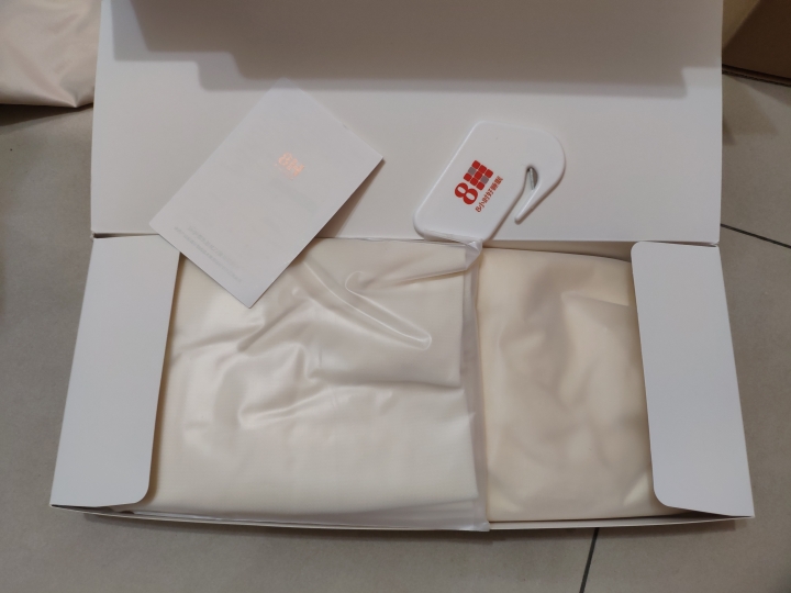 小米有品枕頭、晒衣架開箱