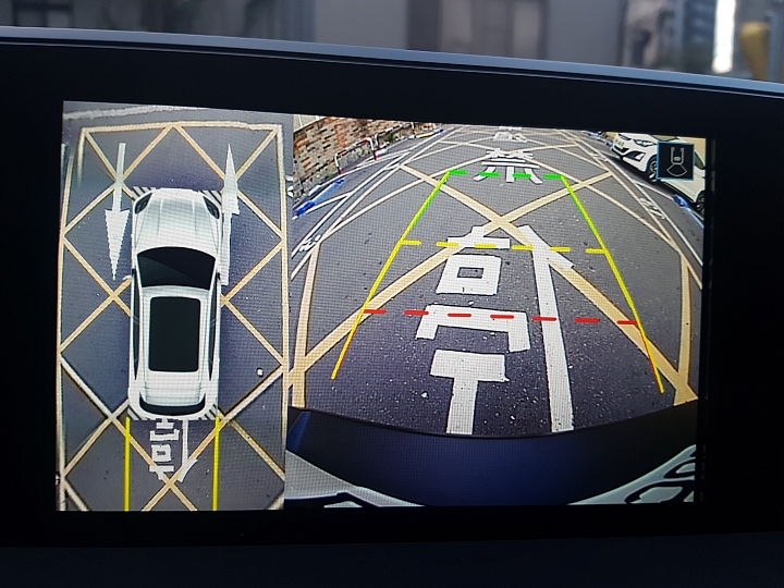 Lexus UX250h 跨越心理界線的小休旅(新手開箱分享)